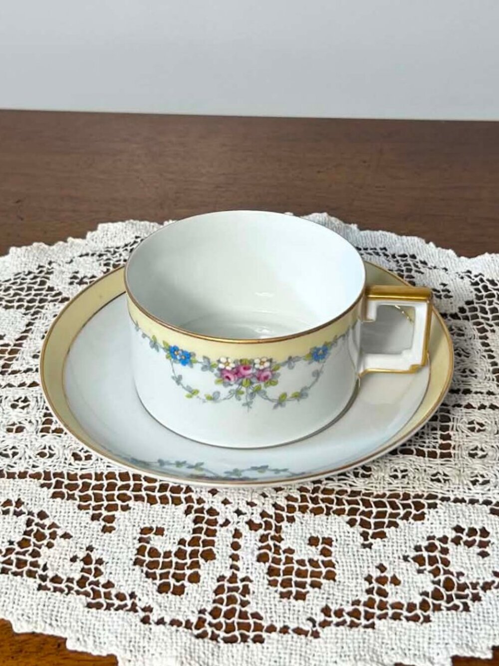 H&C Selb Bavaria Josephine teacup and saucer set